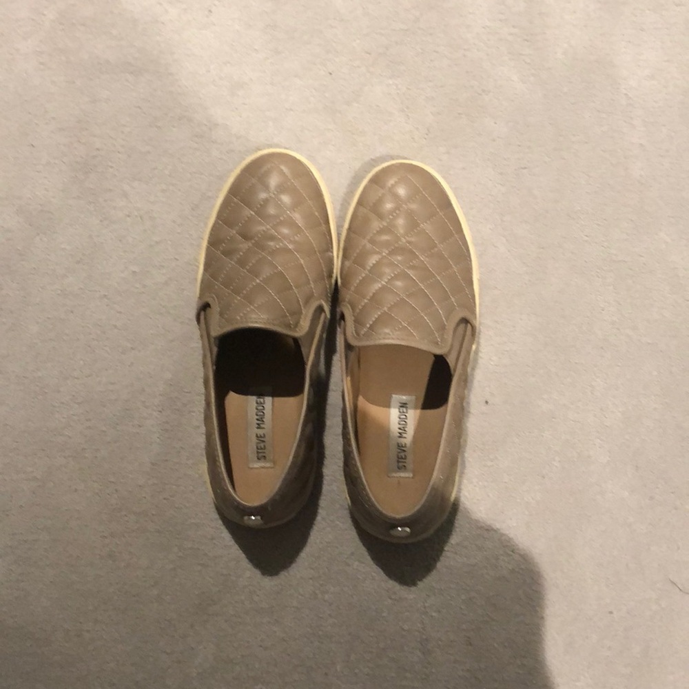 Steve Madden low tops